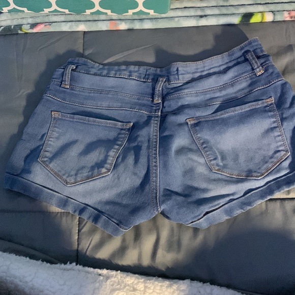 Teen size Jean shorts - Picture 2 of 6